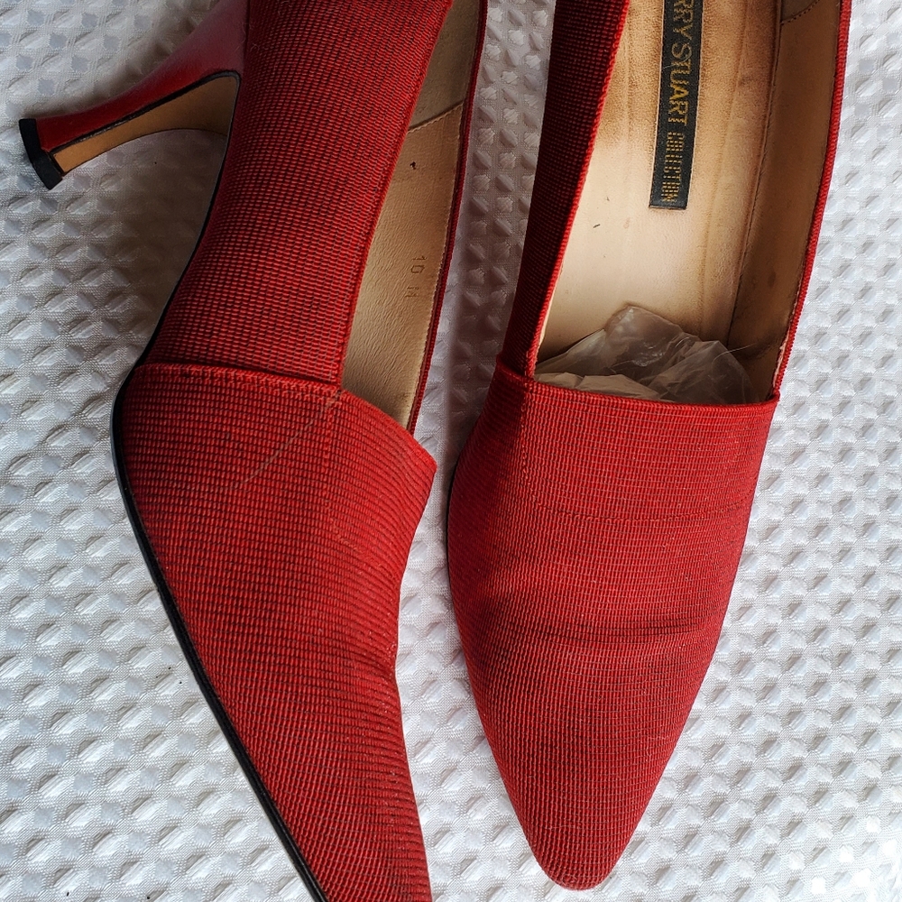 Larry Stuart stretch pumps